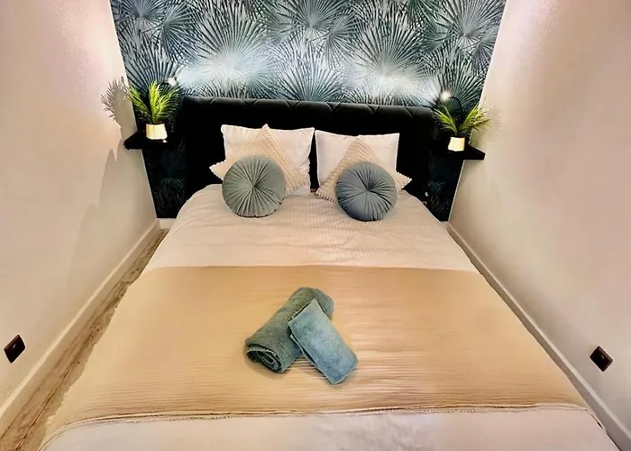 Apartment Near Old Town
